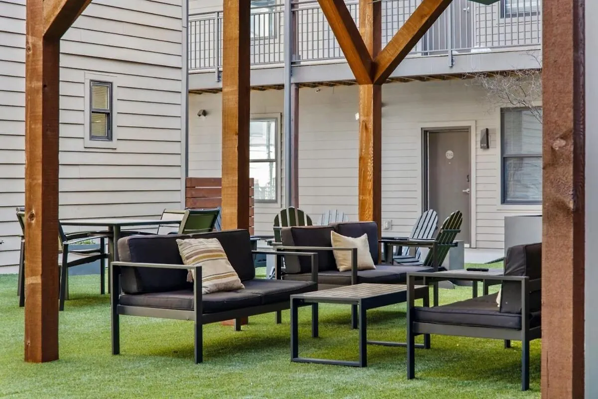 Cozysuites Two Alluring Music Row Condos W Parking 내슈빌