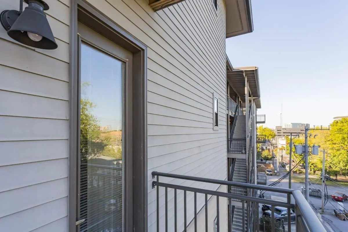 Cozysuites Two Alluring Music Row Condos W Parking 내슈빌 0*,  미국